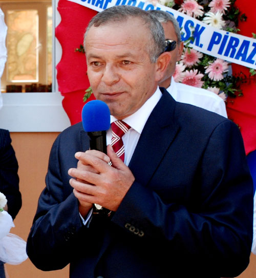 ONERHEKİMPİRAZİZTURBESİ