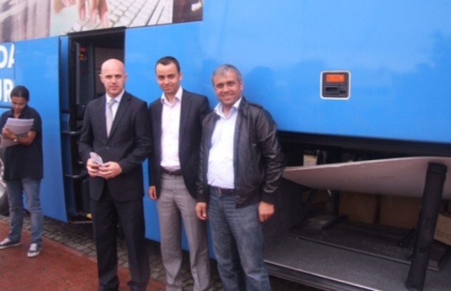 iskurgiresungeziciotobusu